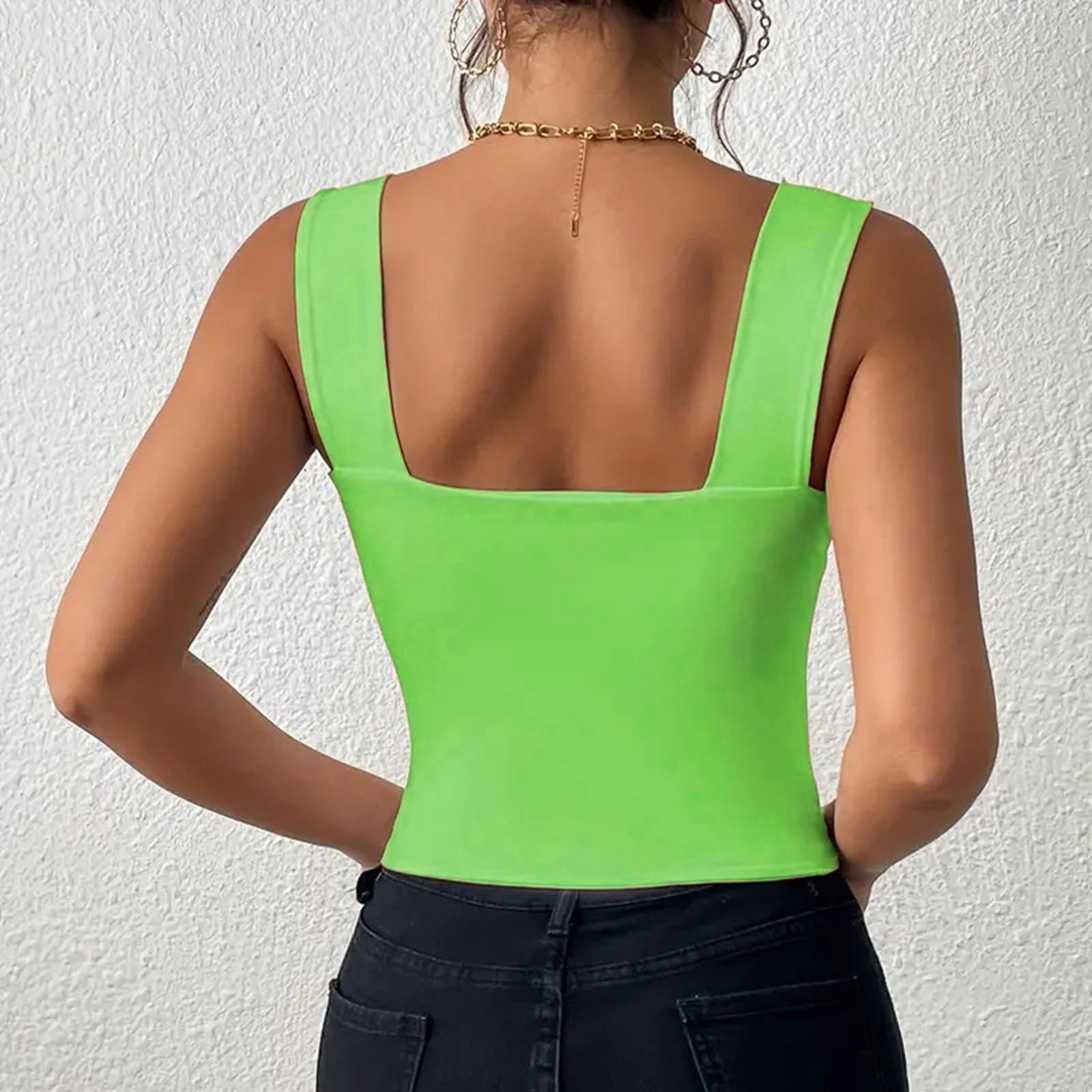 thumbnail image 4 of Camiseta sin mangas ajustada con tirantes anchos para mujer: camiseta sexy sin mangas de punto, mezcla de poliéster para el verano, 4 of 4
